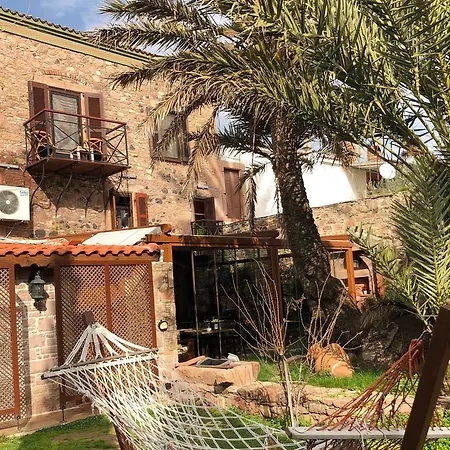 Derya Hanim Konagi Penzion Ayvalı