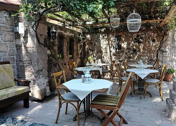 Derya Hanim Konagi * Ayvalı