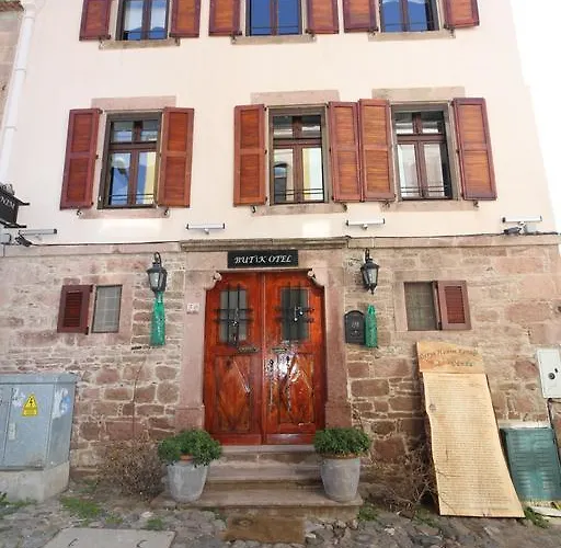 Derya Hanim Konagi בית הארחה Ayvalı