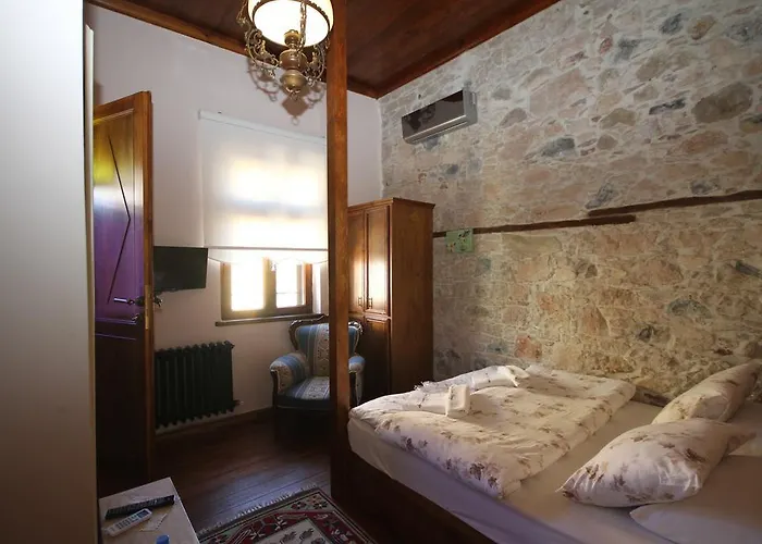 בית הארחה Derya Hanim Konagi Ayvalı