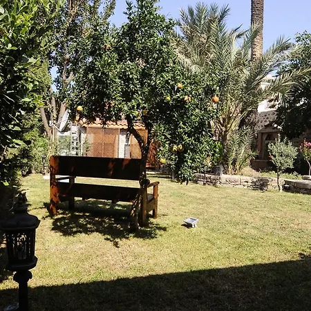 Guest house Derya Hanim Konagi