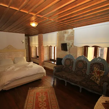 ゲストハウス Derya Hanim Konagi *