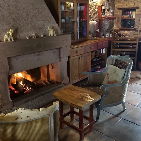 Derya Hanim Konagi *